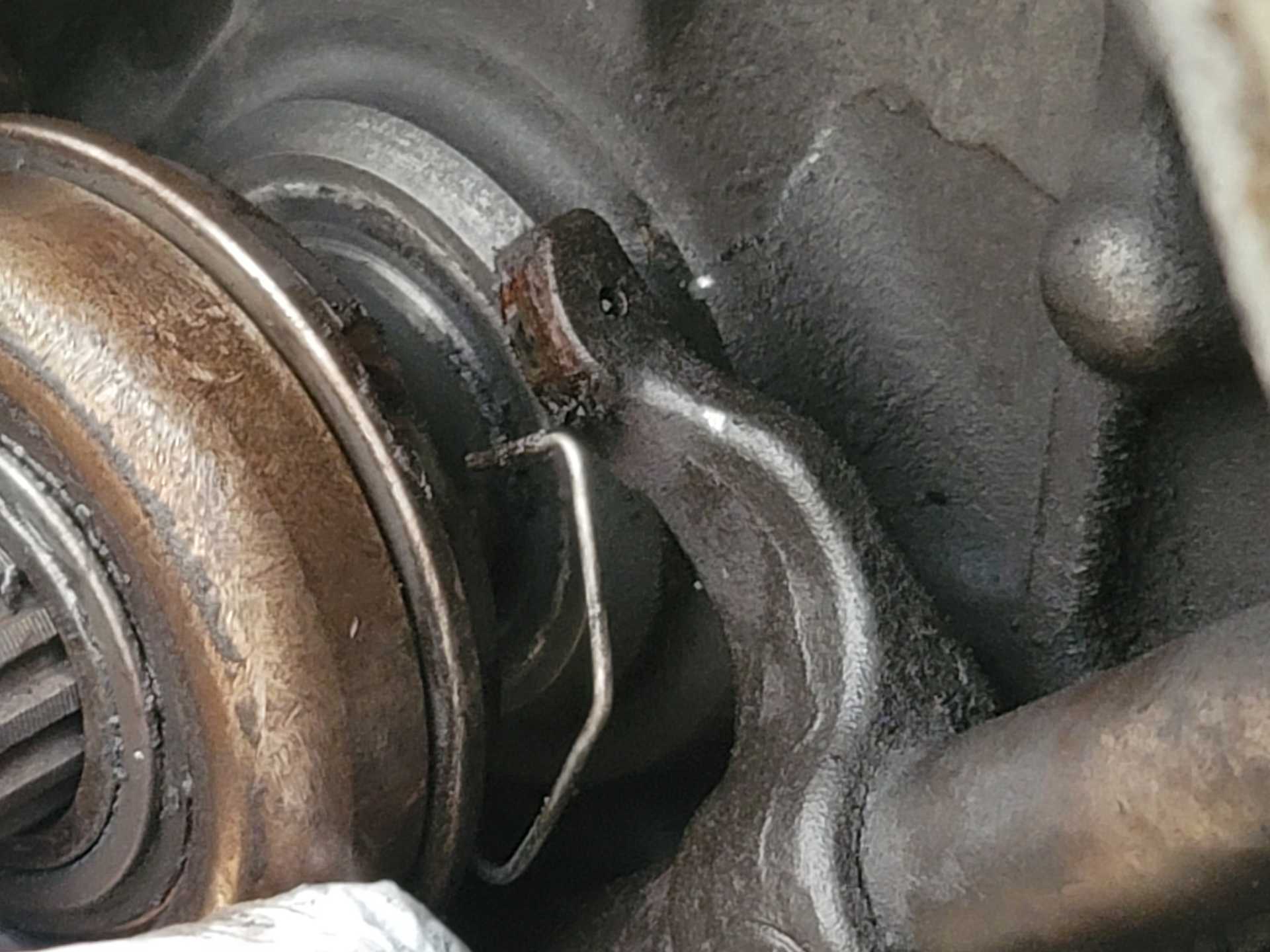 Bleh, throwout bearing replacement, questions while i'm already there